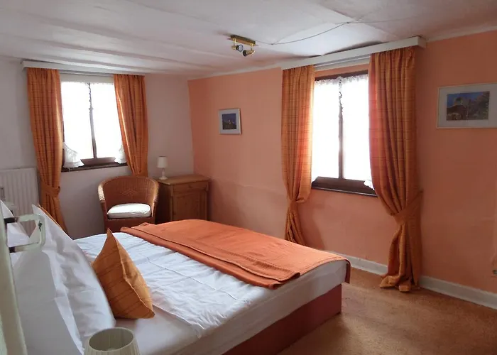 Historisches Fachwerkhaus בית נופש *